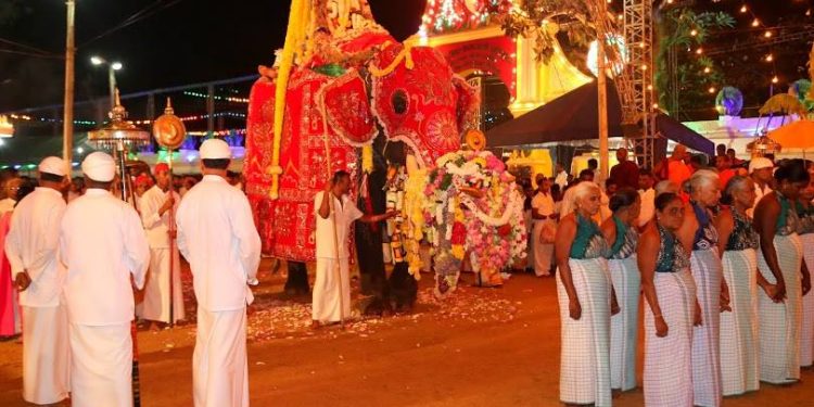 රුහුණු මහා කතරගම අවසන් මහා පෙරහැර අද